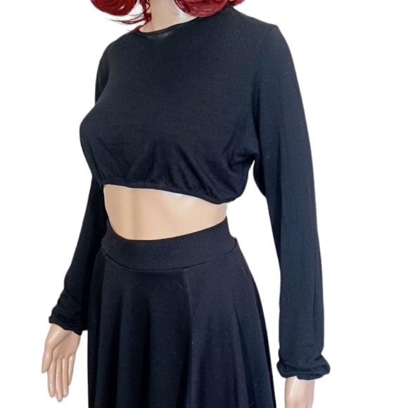 Olian Long Sleeved Crop Top Size Large - Picture 3 of 8